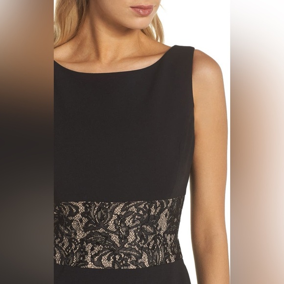 VINCE CAMUTO | Lace Panel Trumpet Gown Size 6 - Picture 4 of 13